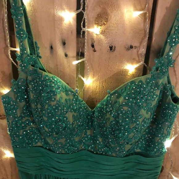 LaFemme Green Prom Dress - Picture 5 of 7